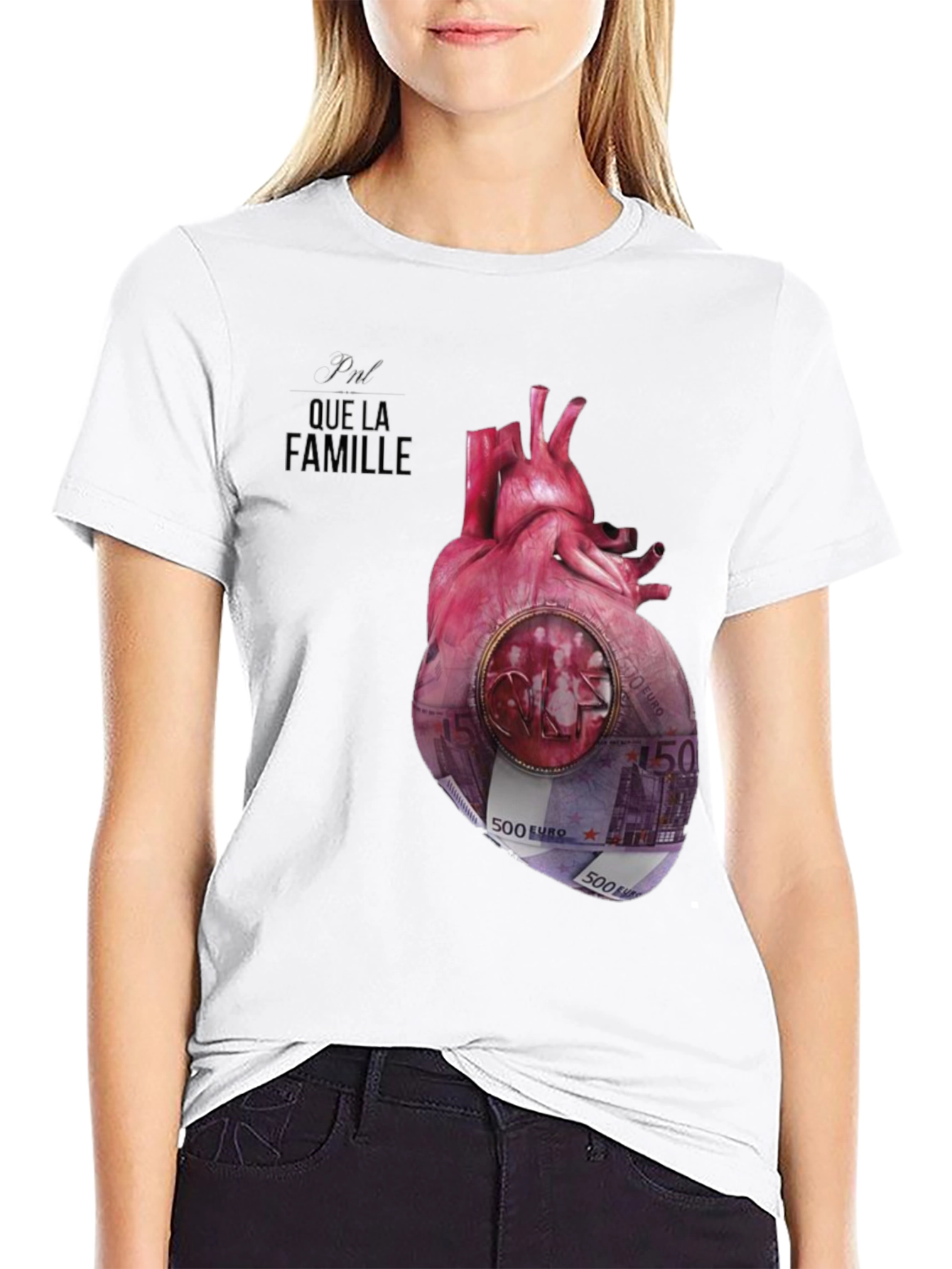 Unique Que La Famille Anatomical Heart Graphic Tee