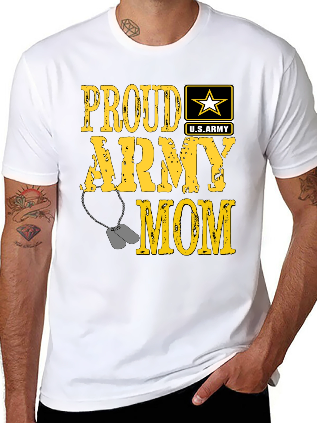 Proud Army Mom Graphic T-Shirt