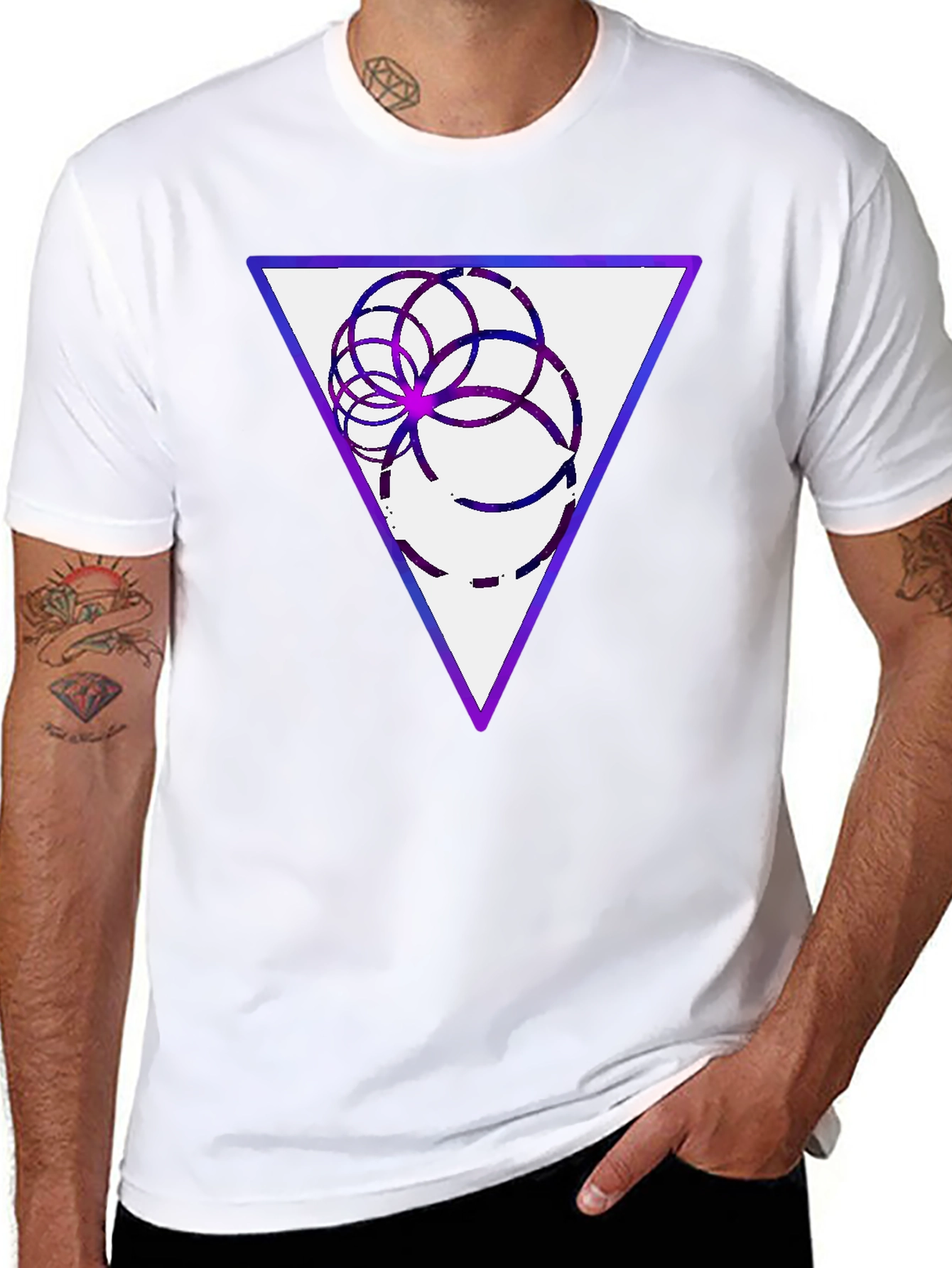 Geometric Triangle Graphic T-Shirt - Black