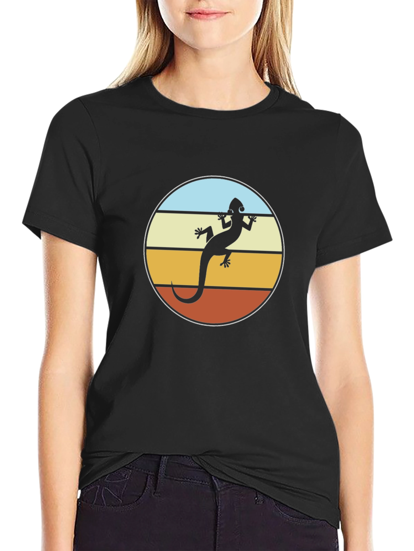 Retro Lizard Graphic Tee - Cool & Casual