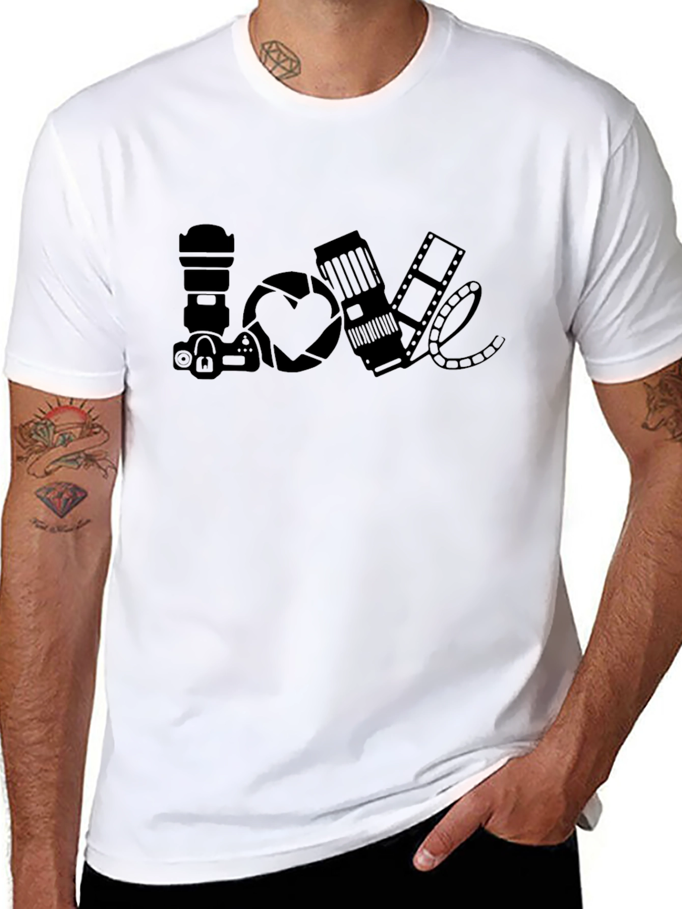 Photographers Love T-Shirt - Camera Heart Design