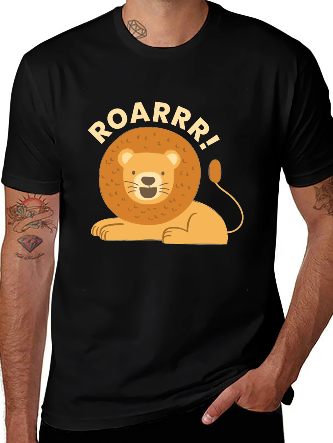 Roar! Lion Graphic Tee - Stylish Black T-Shirt