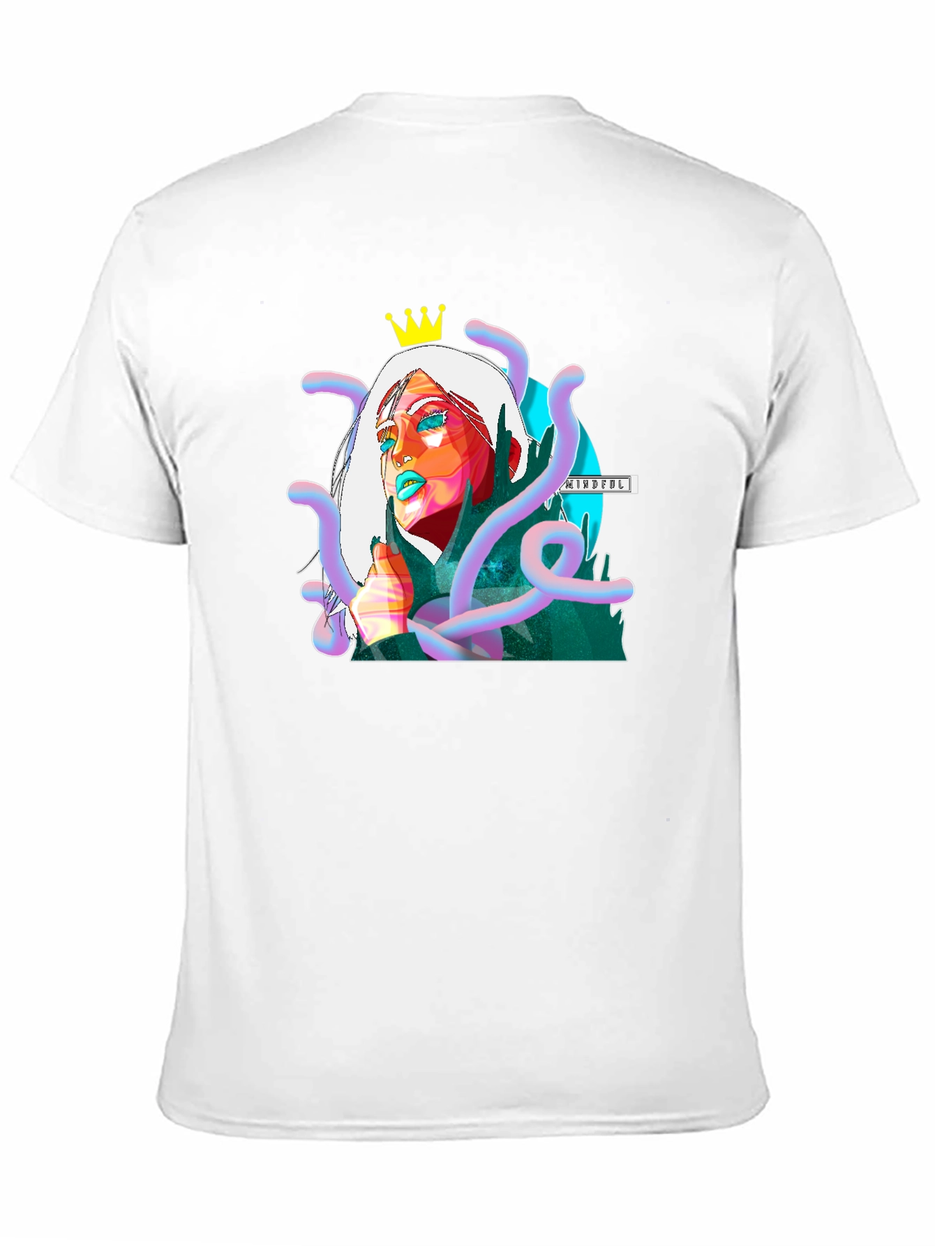 Queen Graphic Tee - Stylish Comfort