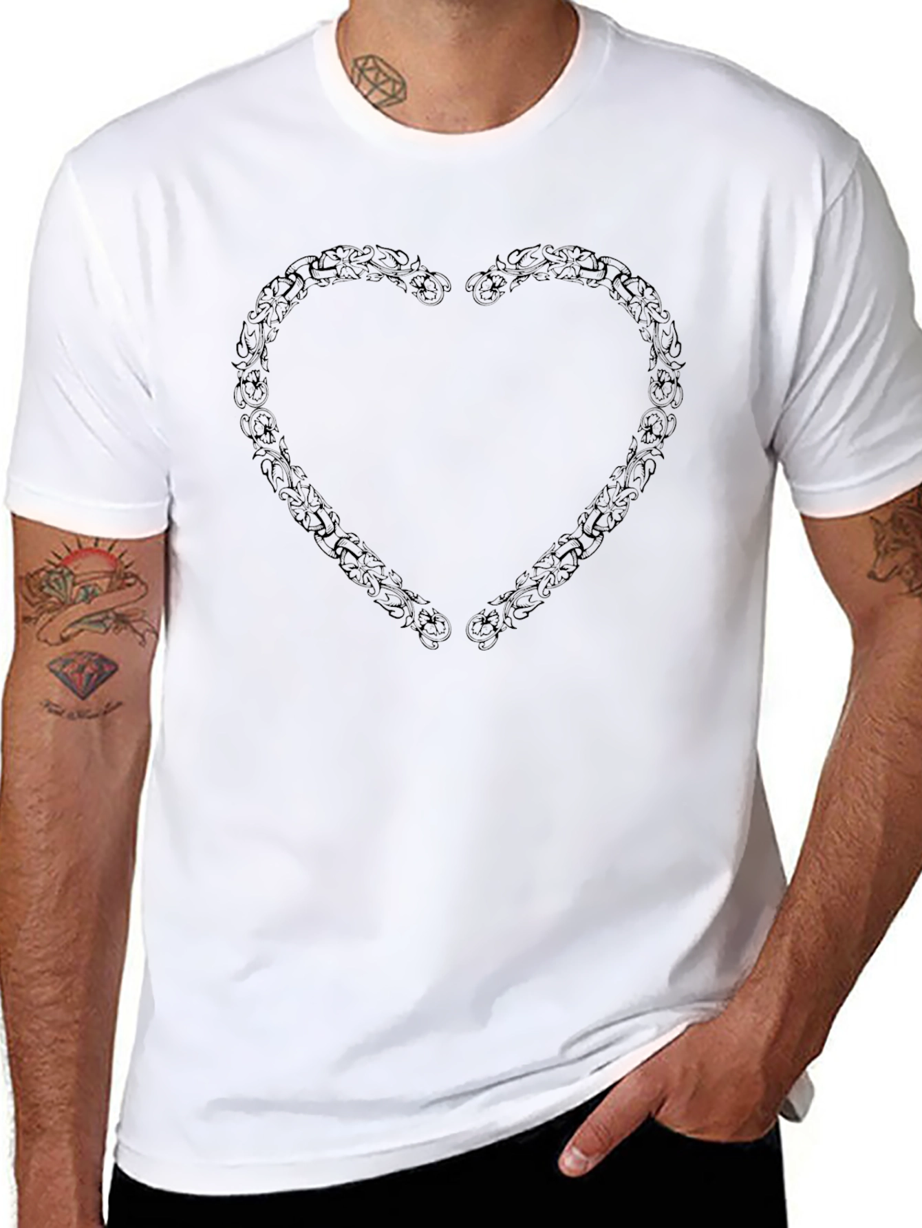Heart Chain Graphic Black T-Shirt