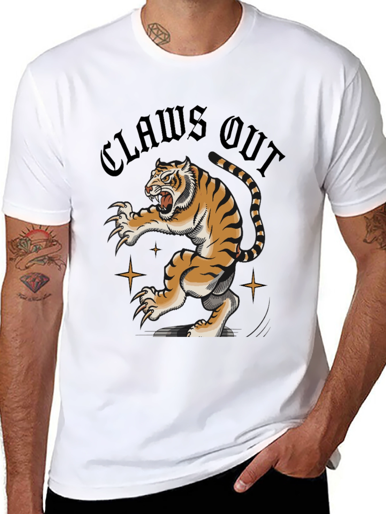 Claws Out Tiger Graphic Tee - Black