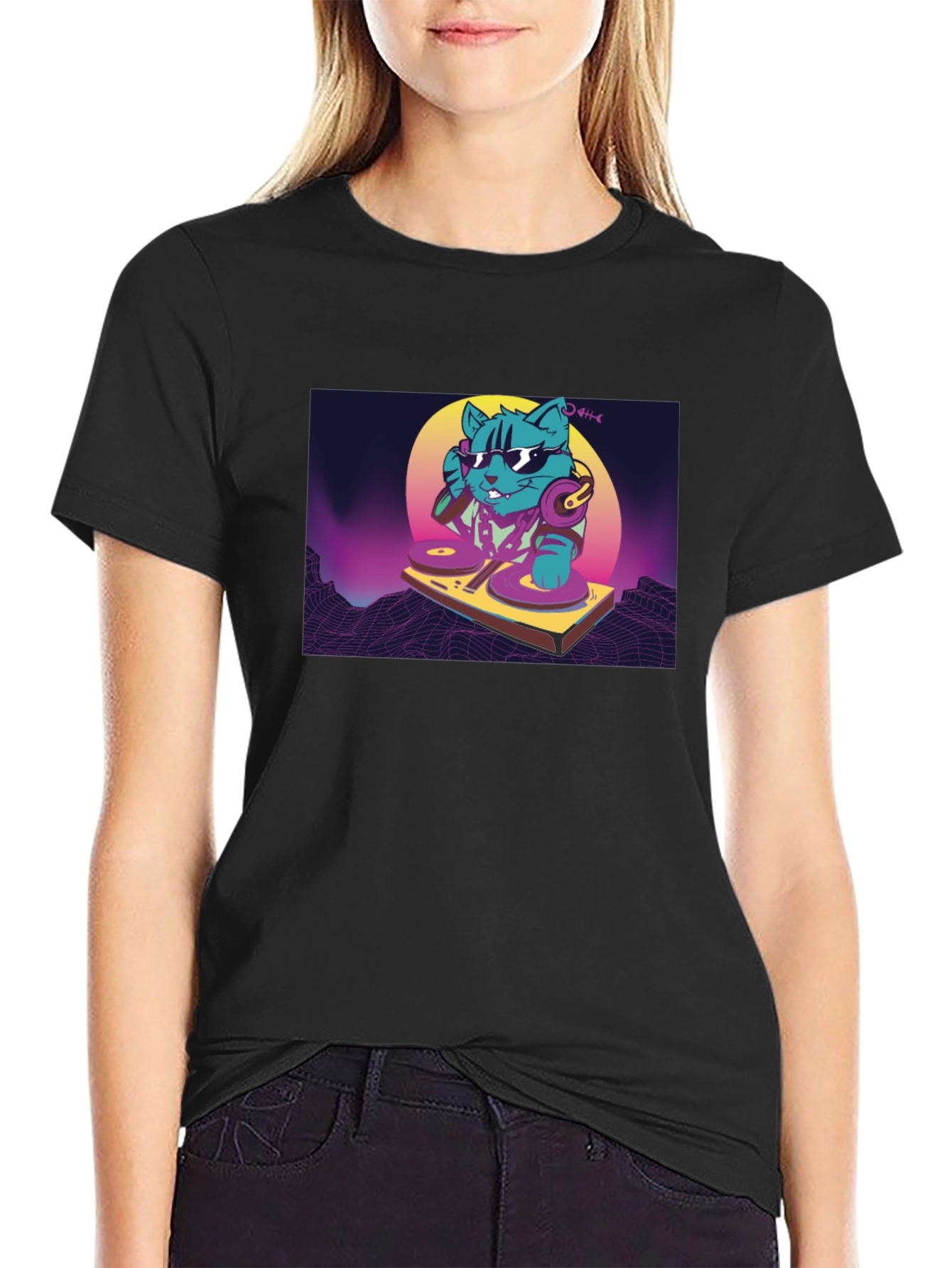 DJ Cat Graphic T-Shirt - Black Retro Style