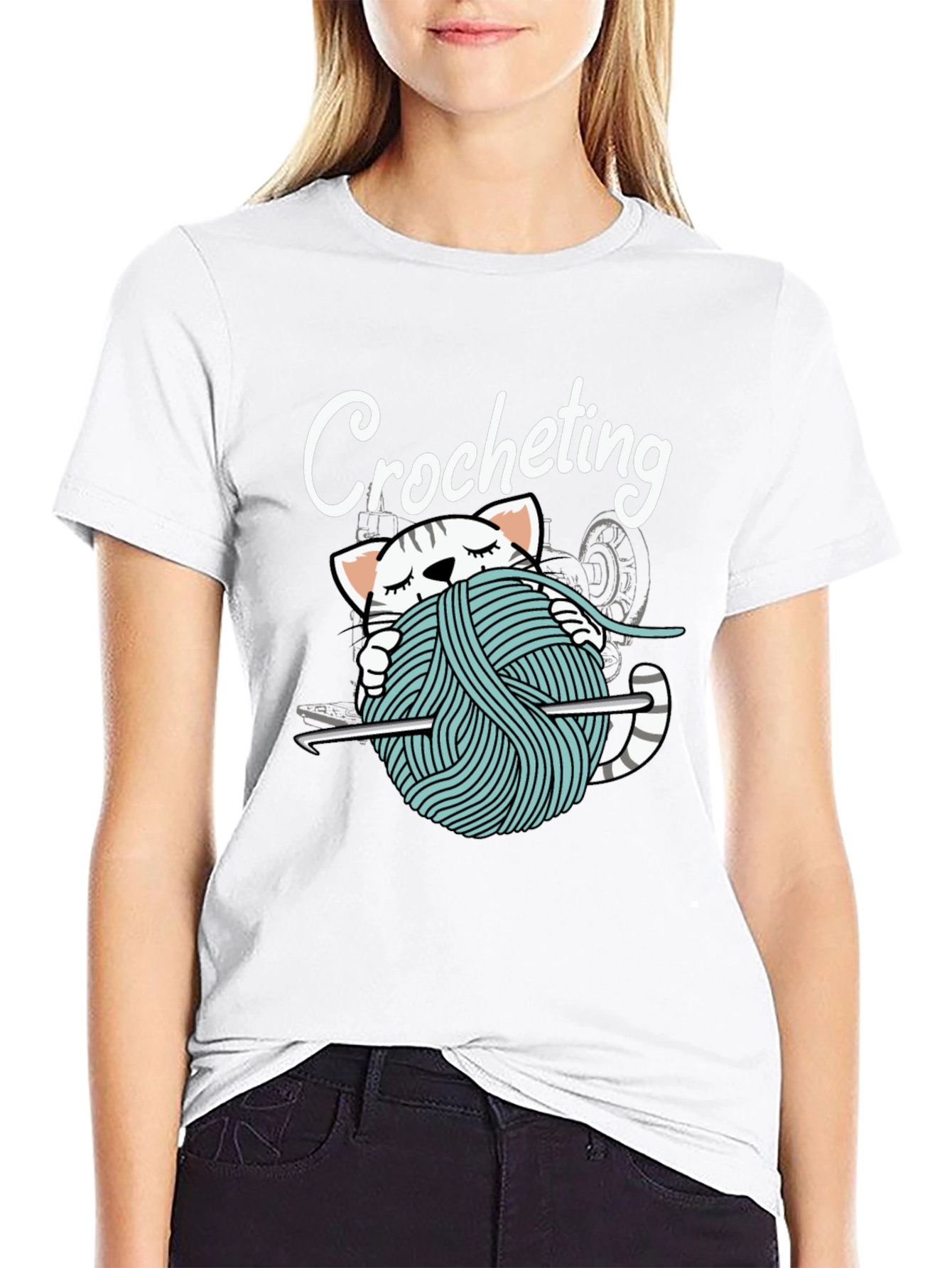 Crocheting Cat T-Shirt - Yarn Lover