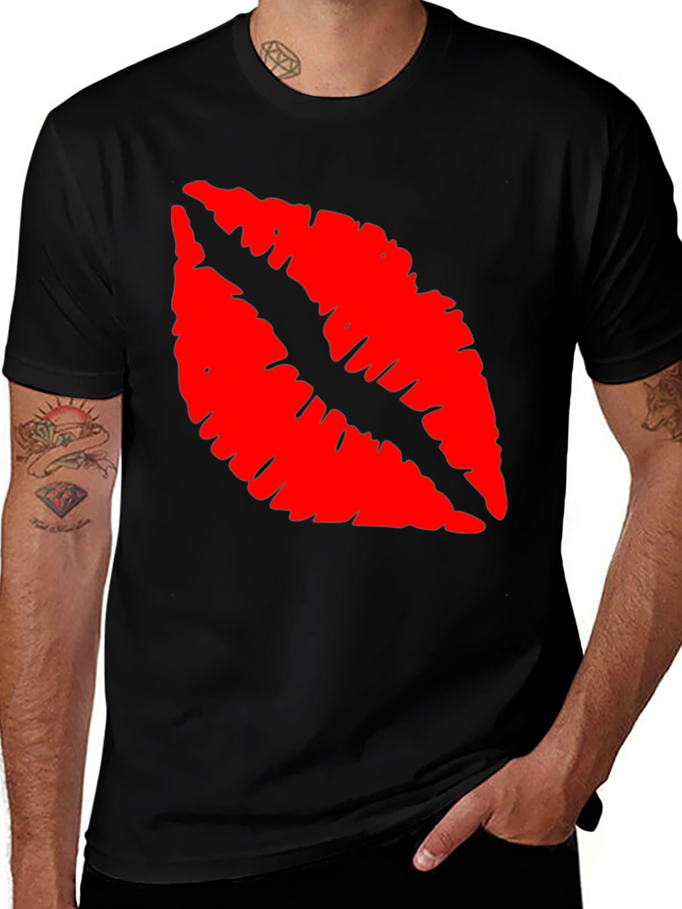 Red Lips Print Black T-Shirt
