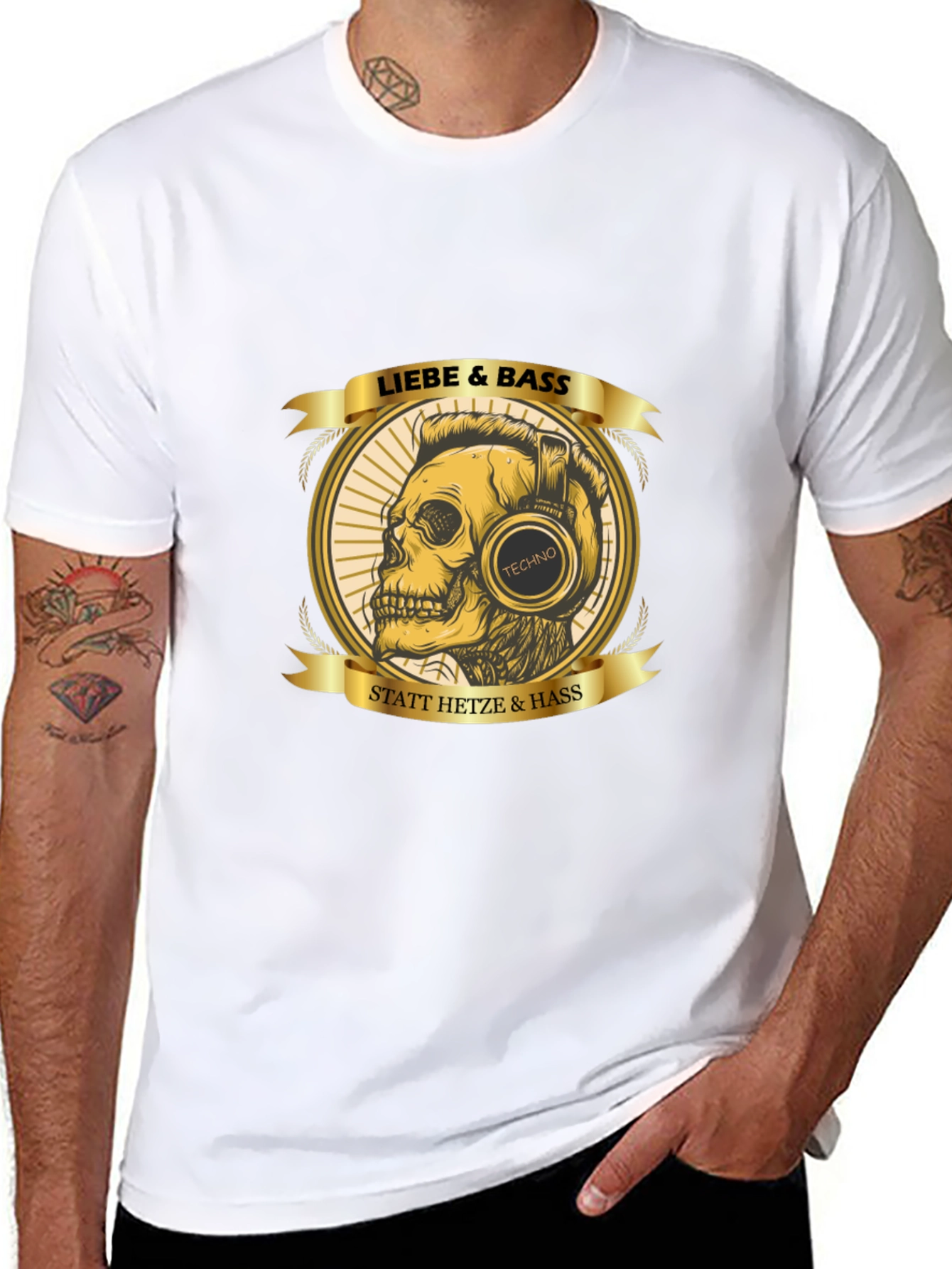 Liebe & Bass Graphic T-Shirt - Skull with Headphones