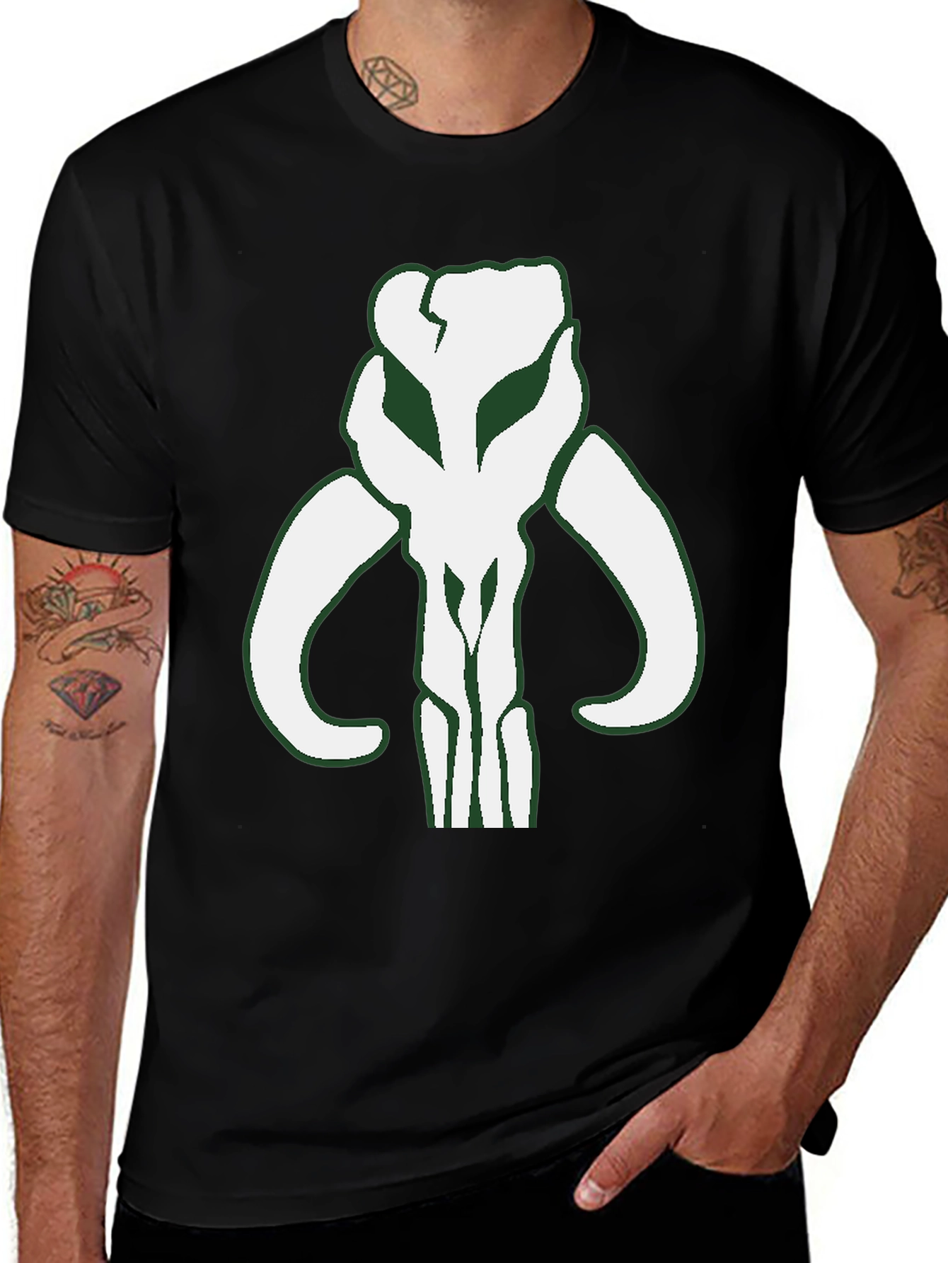 Mandalorian Skull Graphic T-Shirt