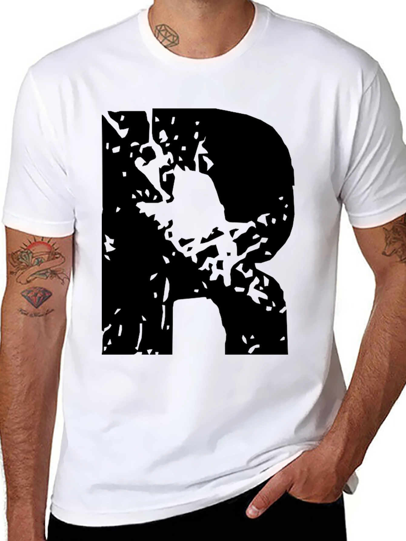 Black R Graphic Tee - Casual Style