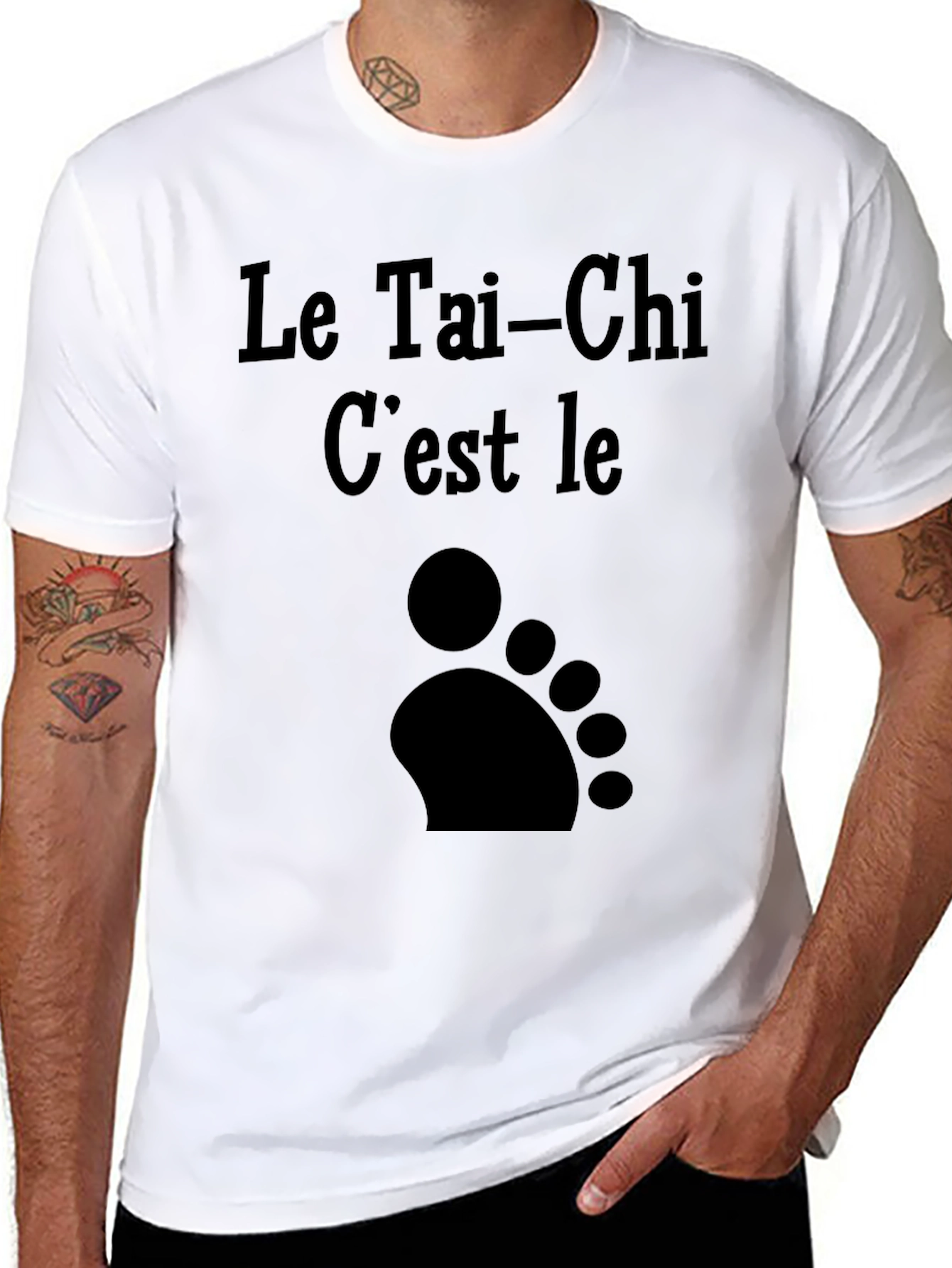 Le Tai-Chi Footprint Graphic T-Shirt