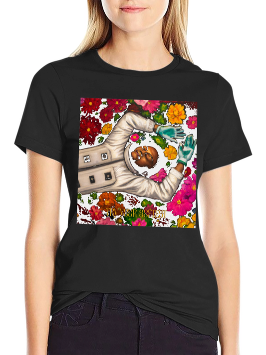 Astronaut Floral Graphic Tee - Unique Spaceman Design