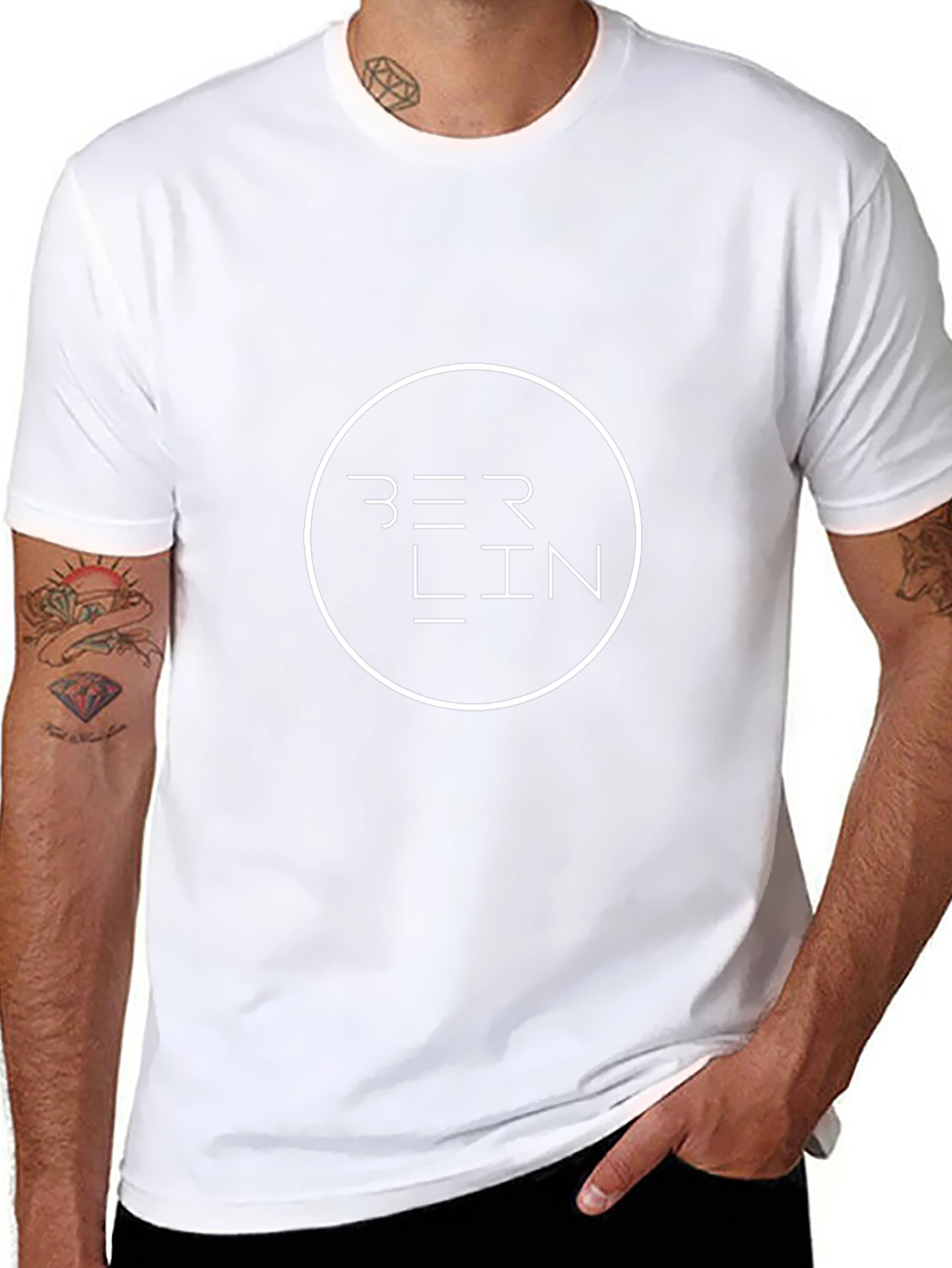 Berlin Circle Graphic Tee - Modern Stylish Shirt